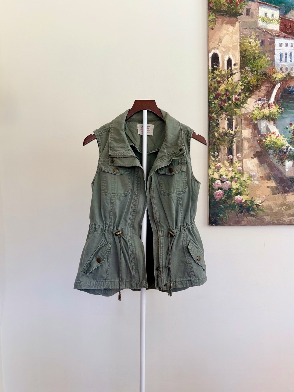 Ashley By 26 International Army Green Utility Vest Cargo Jacket Size Medium